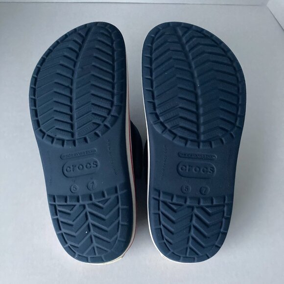 Crocs Crocband Clog Navy Blue White Red Stripe - Picture 6 of 9